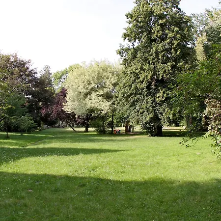 Domaine De Chantemerles *
